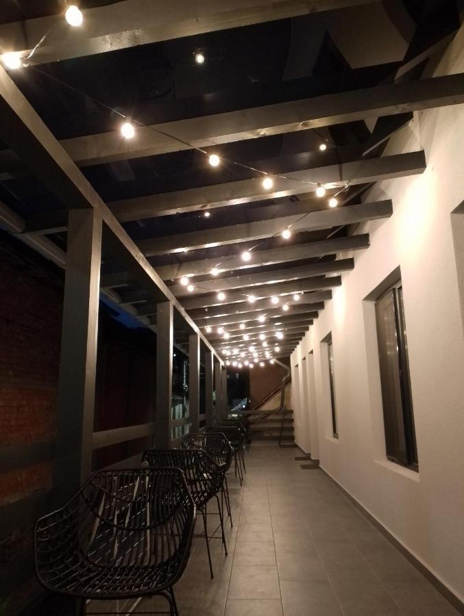Urbanist Guest House คาลิมาเนช ภายนอก รูปภาพ